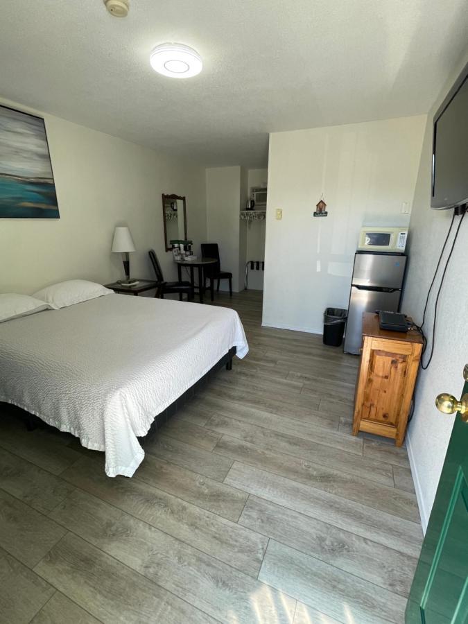 Empire Motel 2*
